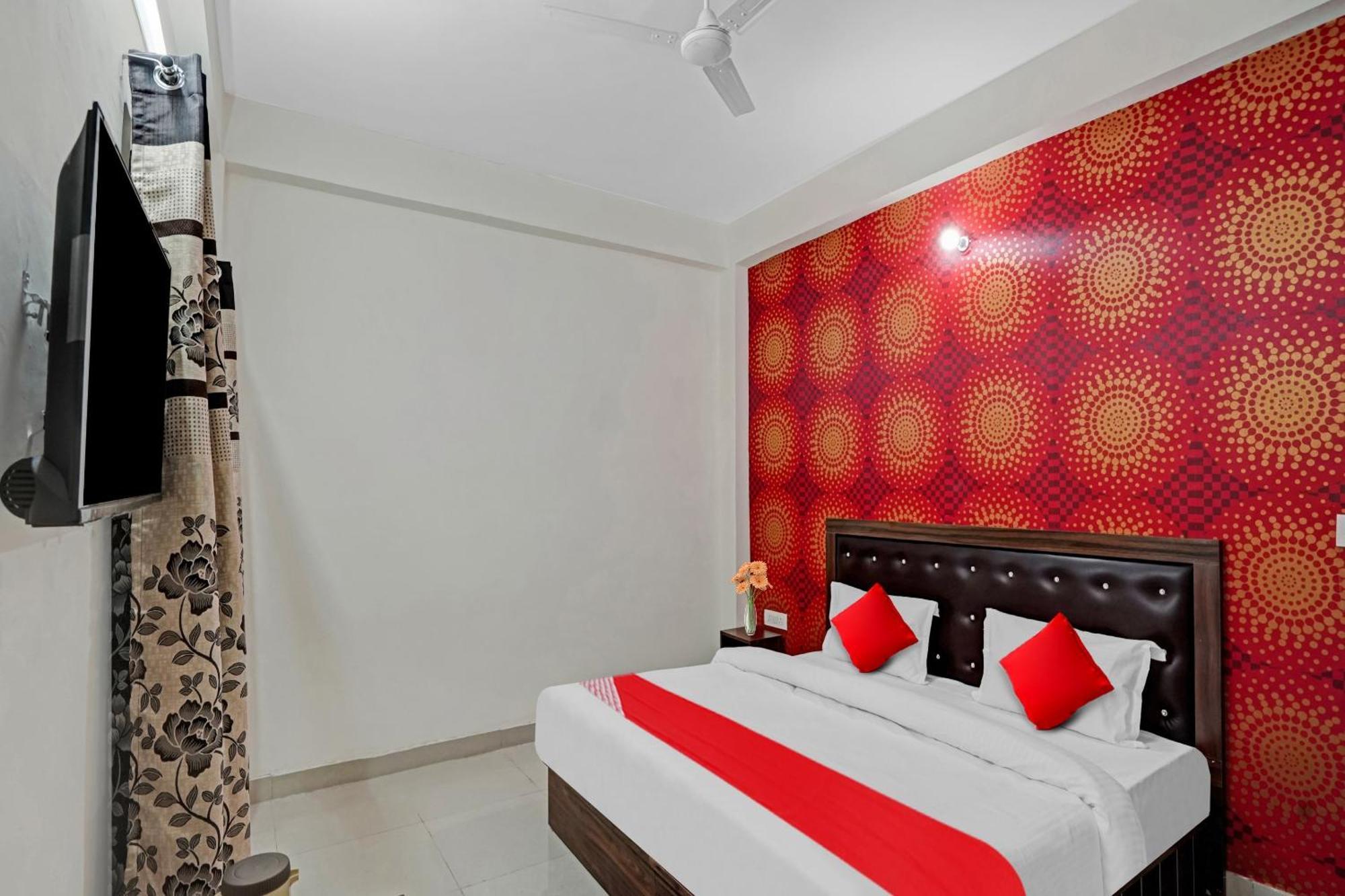 Hotel O Avs Hotel & Restaurant Noida Extérieur photo